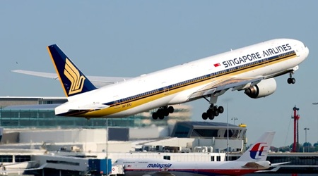 220929111517-02-airbus-a380-auction